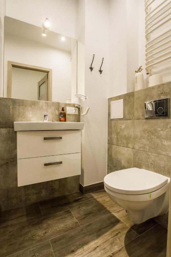 Blue_M Apartment เอลก์ ภายนอก รูปภาพ